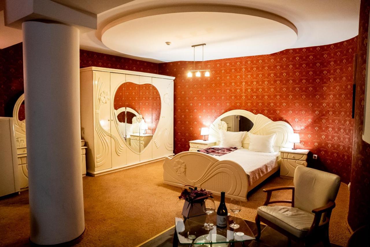 Globus Hotel พลอฟดิฟ ภายนอก รูปภาพ
