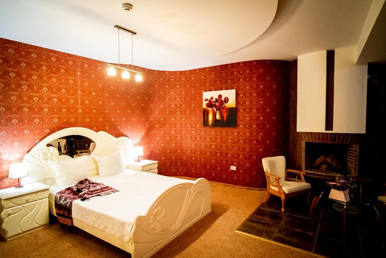 Globus Hotel พลอฟดิฟ ภายนอก รูปภาพ