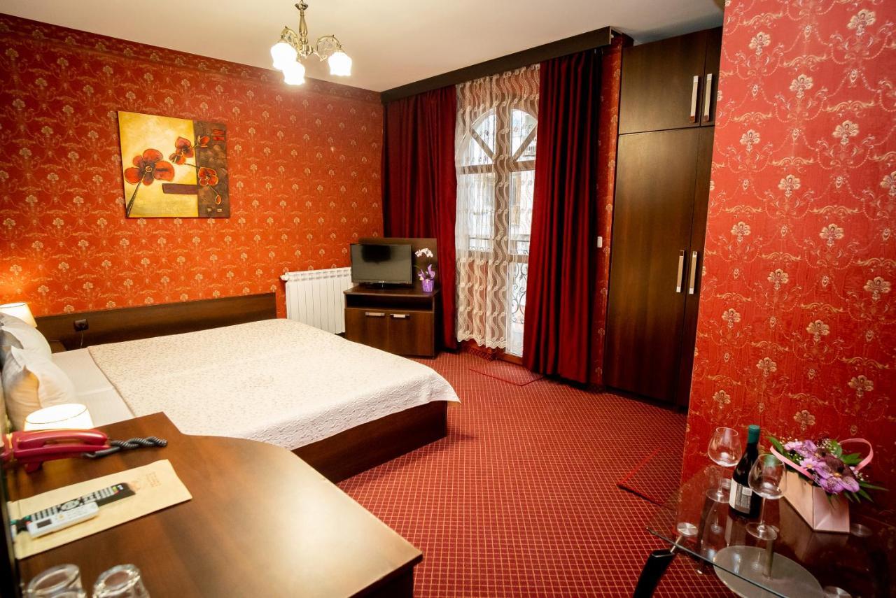 Globus Hotel พลอฟดิฟ ภายนอก รูปภาพ